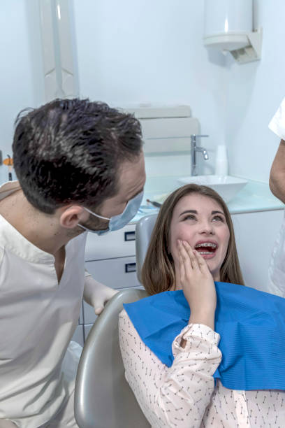 Best Holiday Emergency Dentist in Marionville, MO